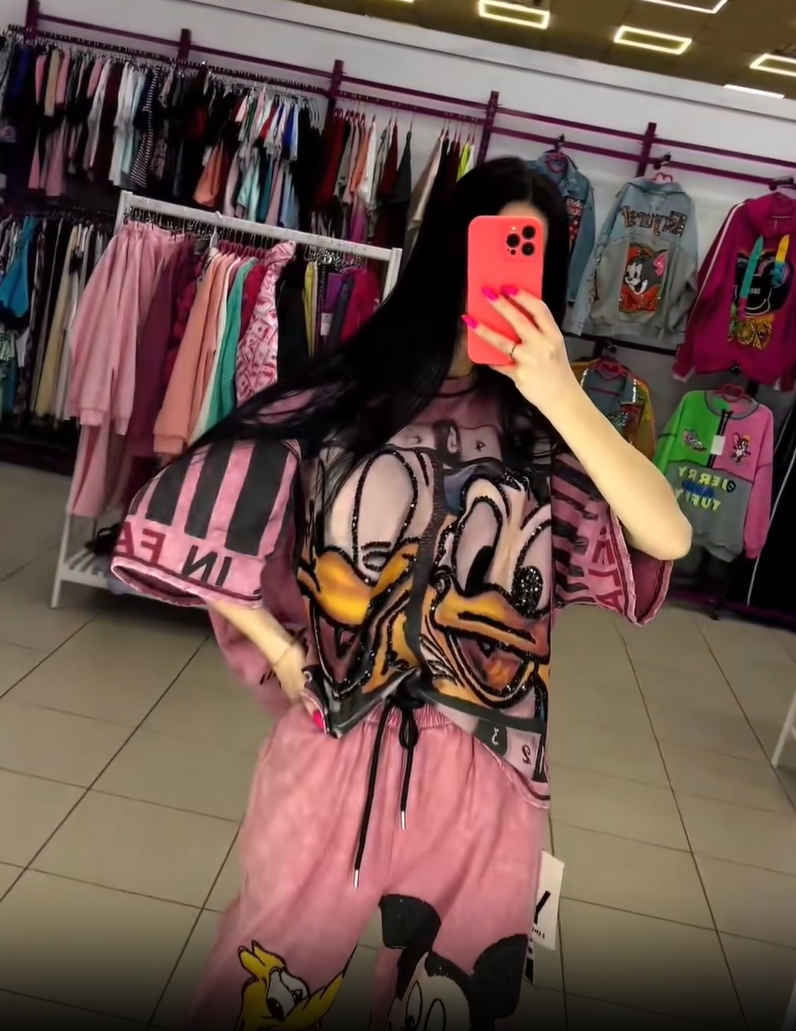 Donald kacsa és Mickey egér témájú felső és nadrág szett